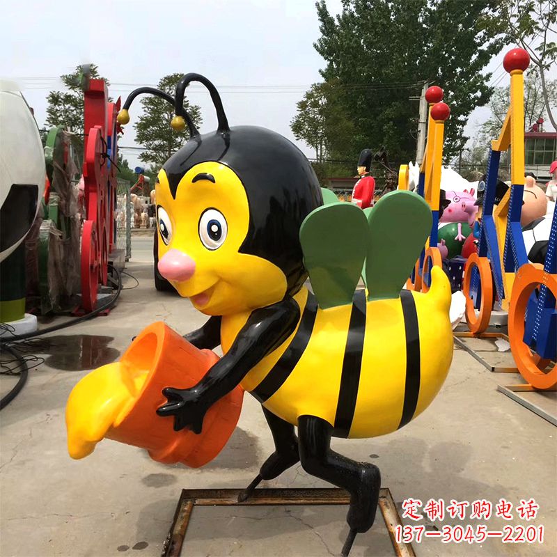 淄博玻璃钢蜜蜂雕塑
