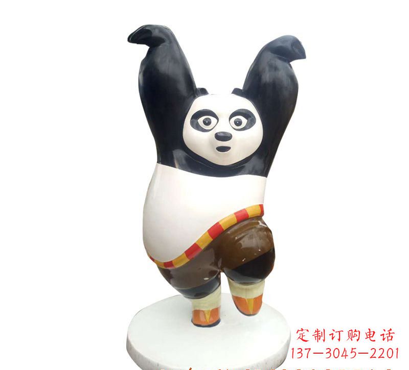 淄博玻璃钢制熊猫雕塑精致细腻的艺术品