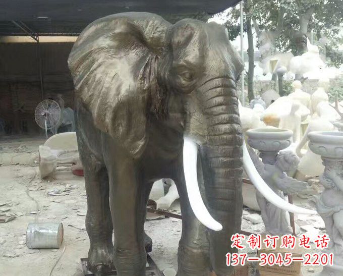 淄博玻璃钢大象雕塑——一座非凡的雕塑