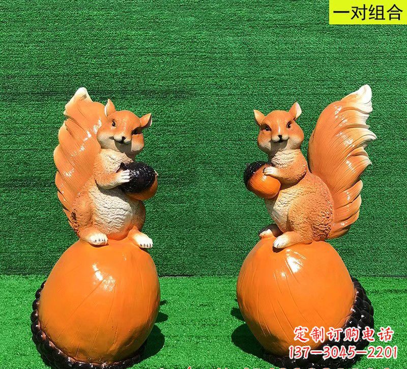 淄博玻璃钢松鼠雕塑艺术精品