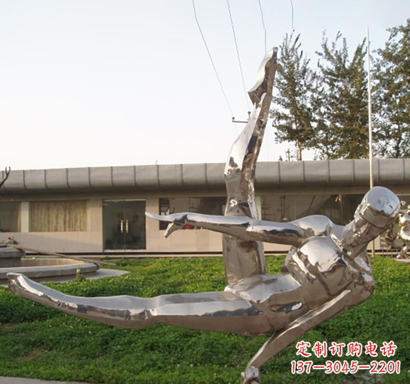 淄博不锈钢马给人们带来激情和勇气