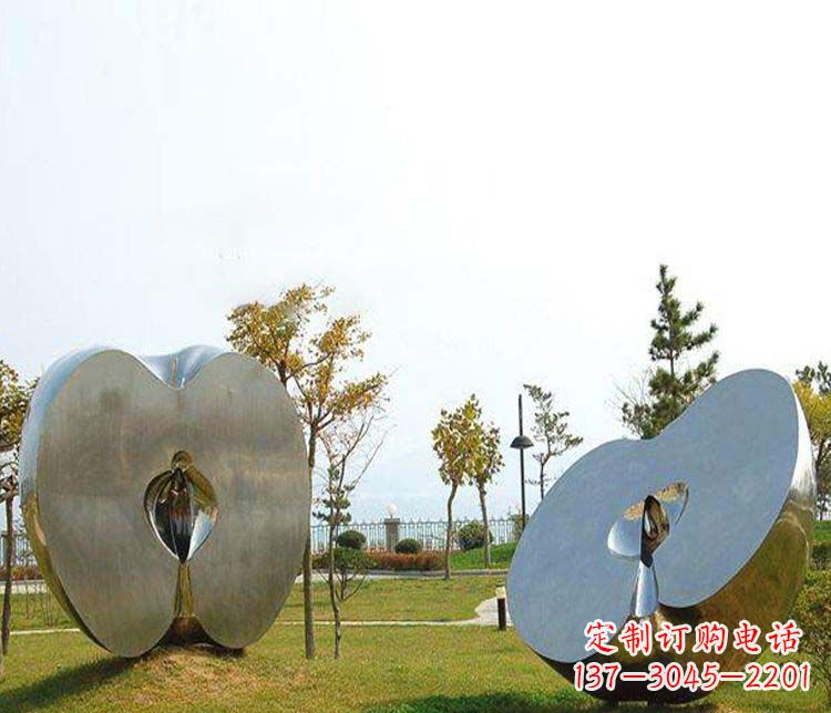 淄博不锈钢雕刻的苹果