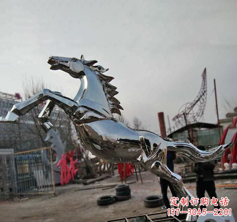 淄博不锈钢奔跑马雕塑驰骋在人间的艺术精灵