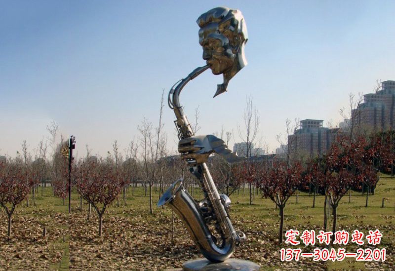 淄博静谧而神秘的不锈钢萨克斯雕塑