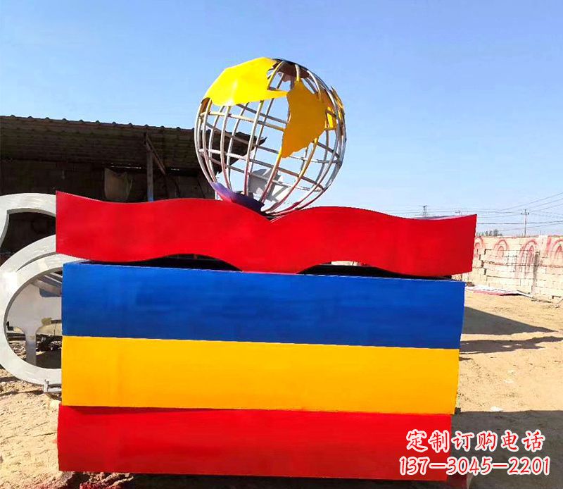 淄博不锈钢地球雕塑——象征地球的美丽与和谐