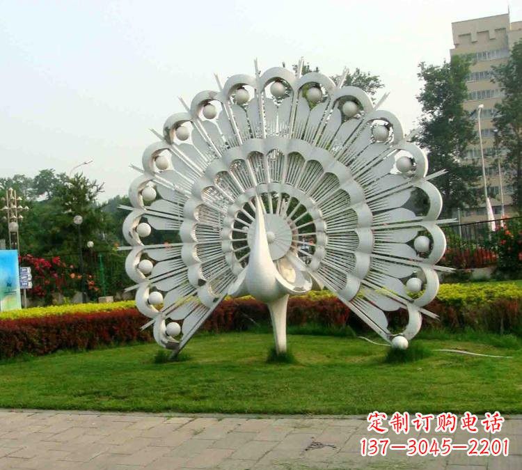 淄博不锈钢孔雀雕塑