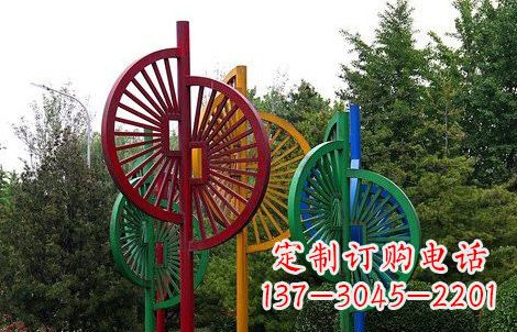 淄博不锈钢风车雕塑——动态美的艺术结晶