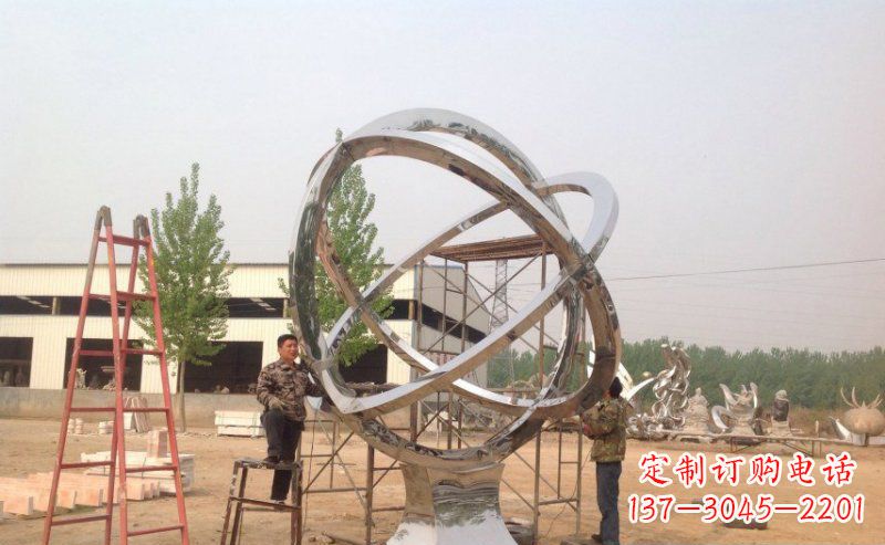 淄博不锈钢抽象圆环雕塑。