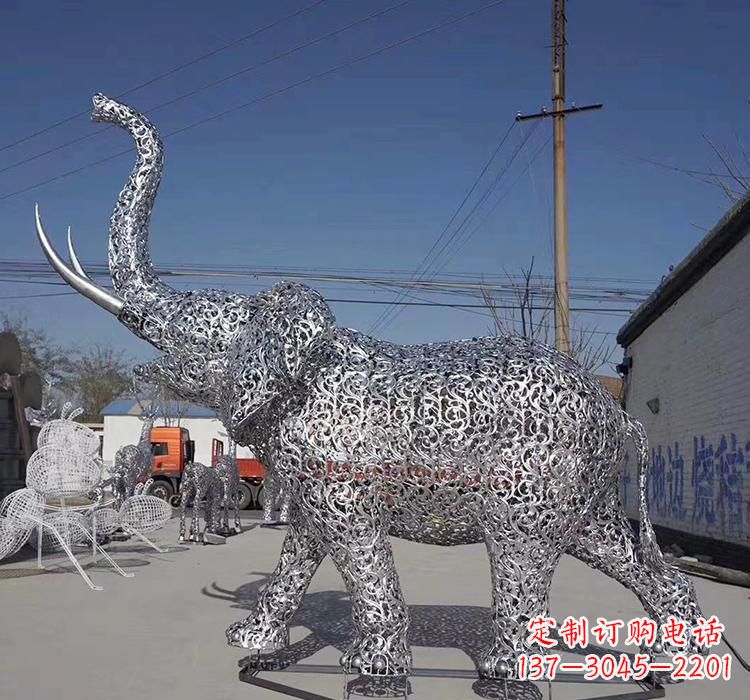 淄博不锈钢大象雕塑象征力量与美丽