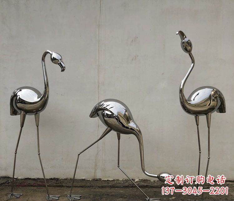 淄博不锈钢锻造的火烈鸟雕塑
