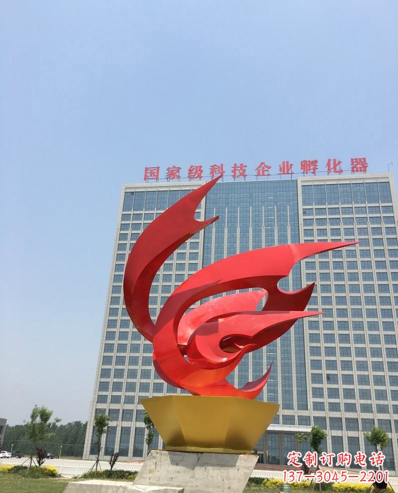 淄博不锈钢凤凰雕塑一种具有传统文化内涵的艺术品