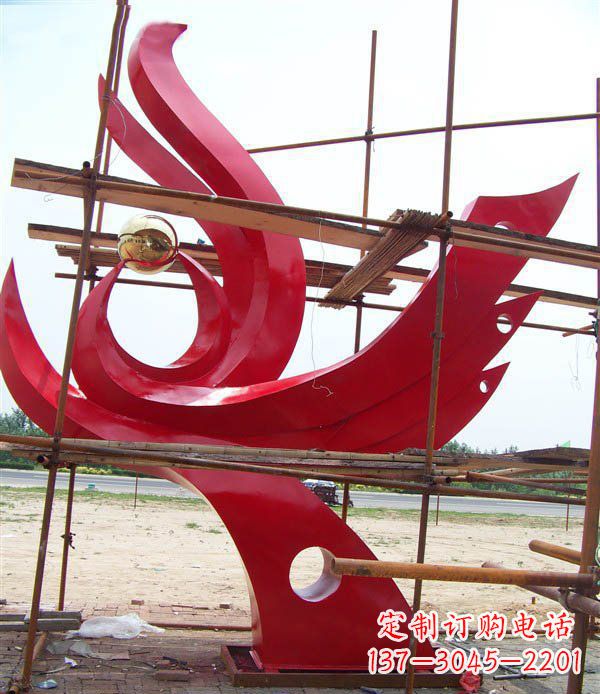 淄博凤凰展翅高飞——不锈钢凤凰明珠广场景观雕塑