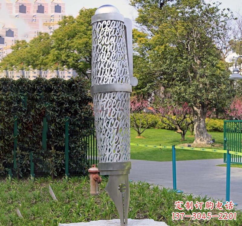 淄博精致不锈钢钢笔雕塑