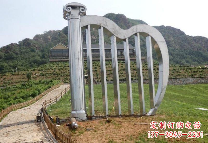 淄博不锈钢竖琴雕塑一曲轻柔的旋律