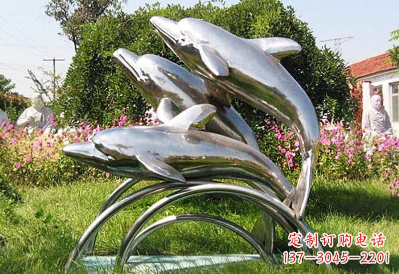 淄博不锈钢海豚雕塑——点亮公园的精灵