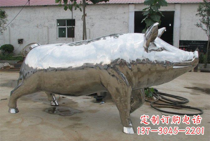 淄博不锈钢公园动物猪雕塑精美雕塑展现完美美学