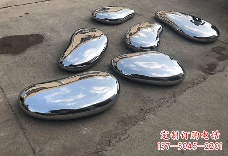 淄博不锈钢水滴雕塑让公园更加美丽