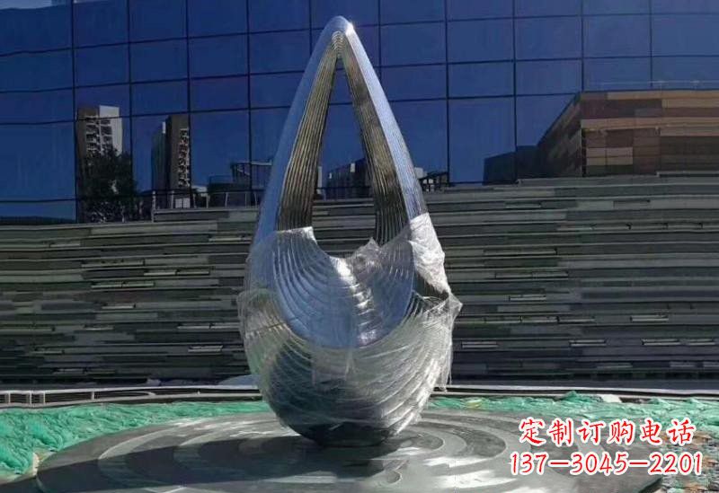 淄博不锈钢空心水滴雕塑美丽的艺术之作