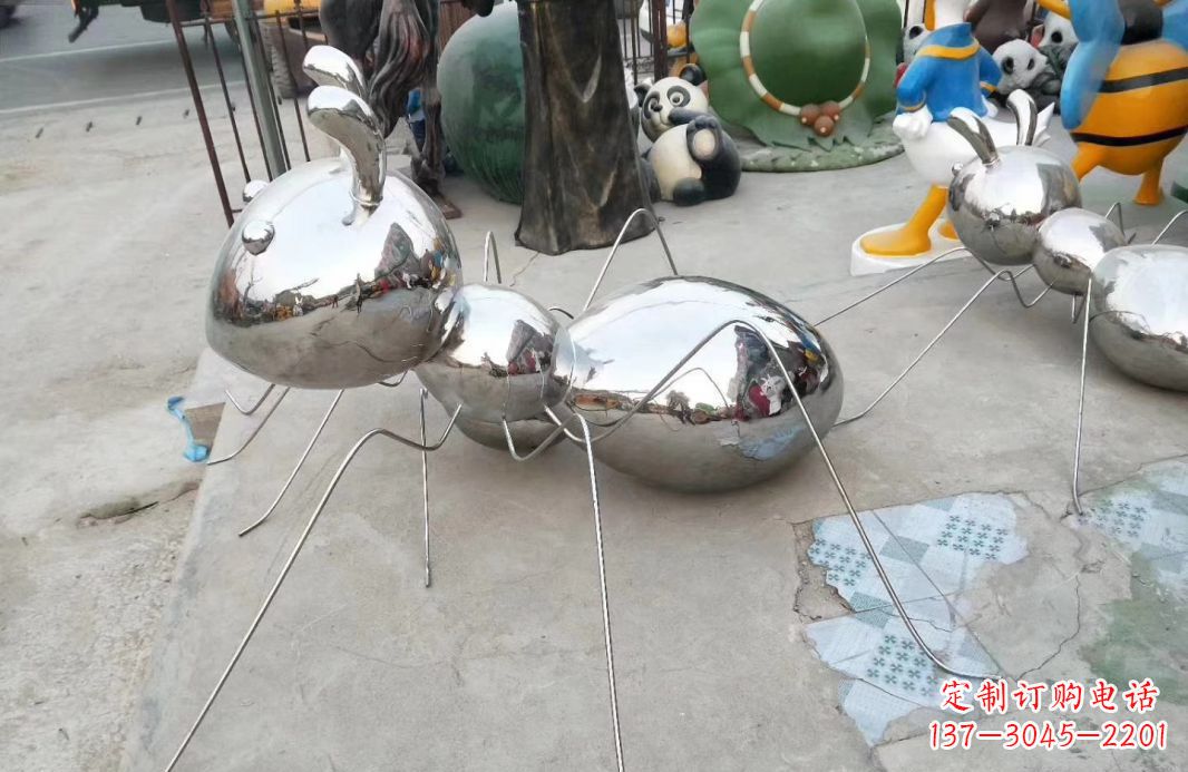 淄博精致雕塑——不锈钢蚂蚁