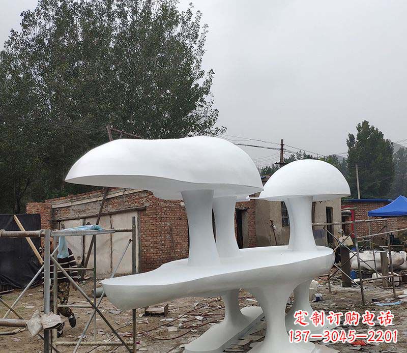 淄博不锈钢蘑菇雕塑——美丽的艺术礼物