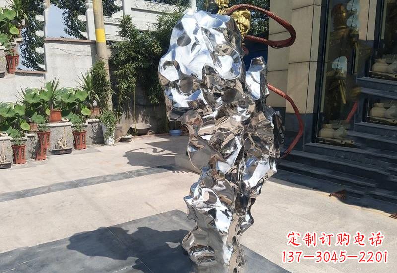 淄博太湖石雕塑传承中华文化精髓