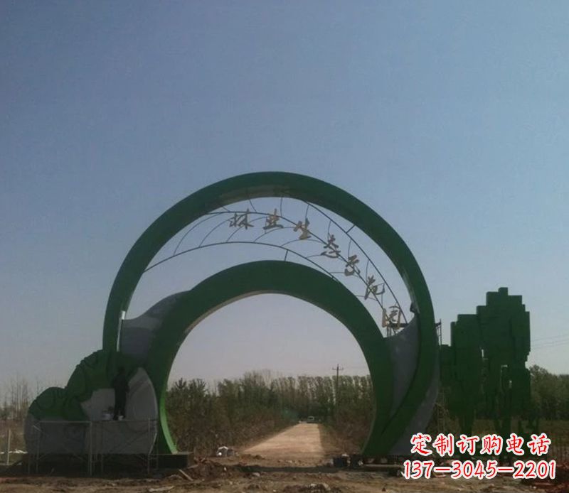 淄博不锈钢拱门雕塑给家园增添艺术气息