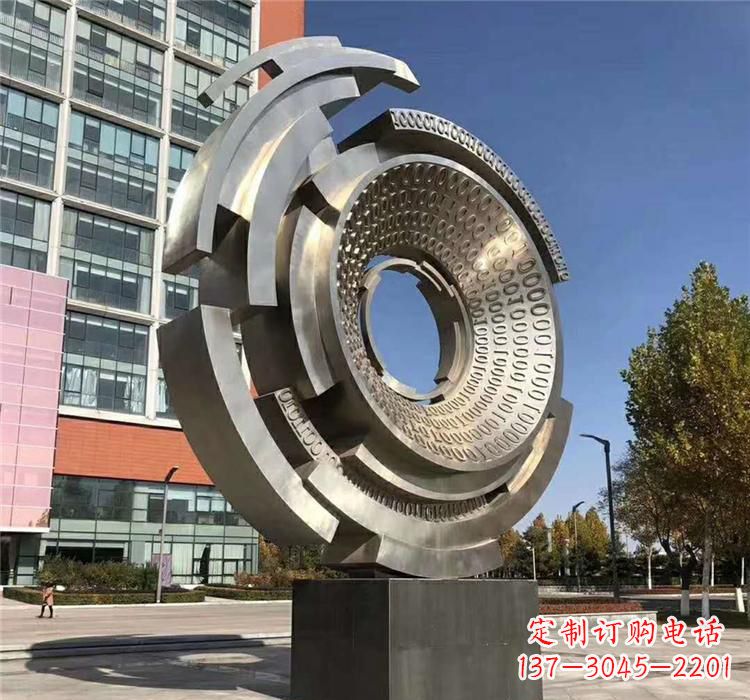 淄博不锈钢齿轮雕塑流动的美丽