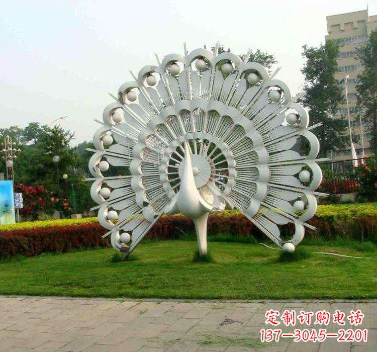 淄博不锈钢孔雀雕塑艺术与美的完美结合