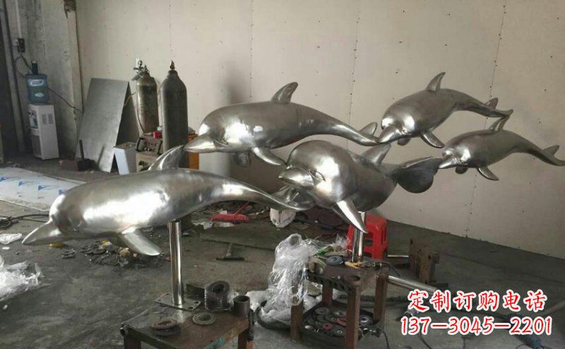 淄博不锈钢海豚雕塑