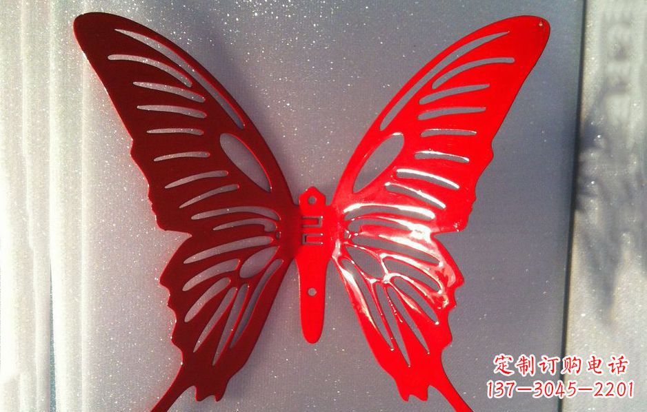 淄博不锈钢蝴蝶雕塑让蝴蝶飞跃展现灿烂美丽