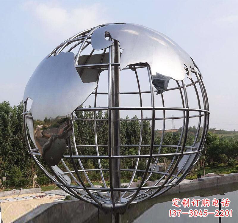 淄博不锈钢户外地球仪雕塑一件既美观又能提醒人们环保的艺术品