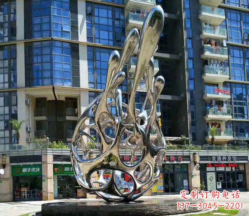 淄博不锈钢火龙果雕塑集艺术与自然之美