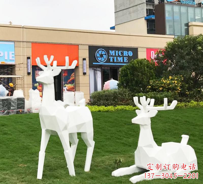 淄博不锈钢小鹿雕塑艺术之美