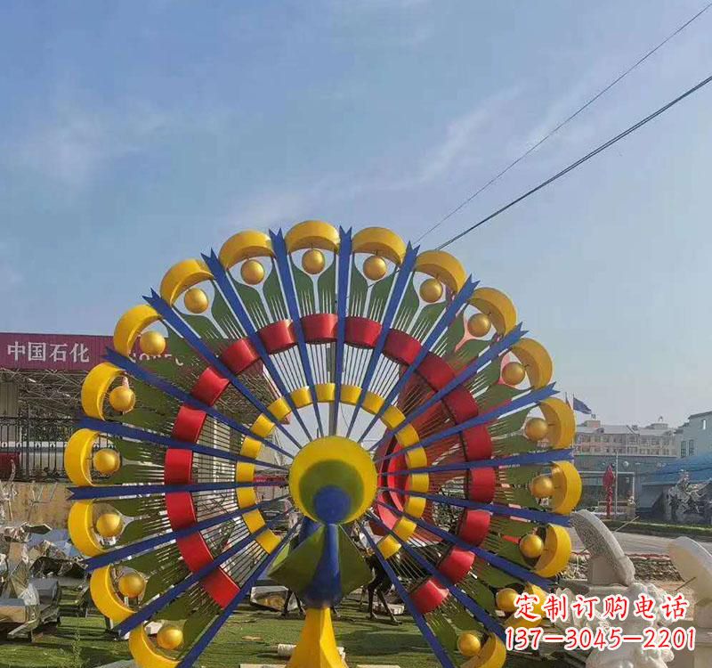 淄博不锈钢孔雀雕塑艺术的精美表达