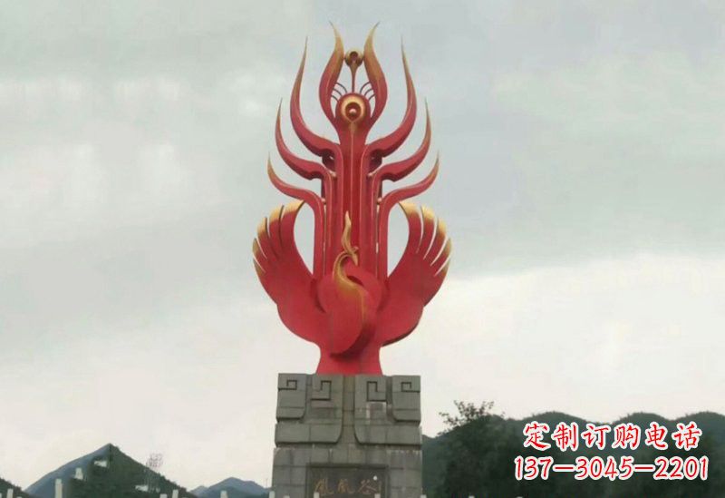 淄博凤凰雕塑美丽传奇的象征