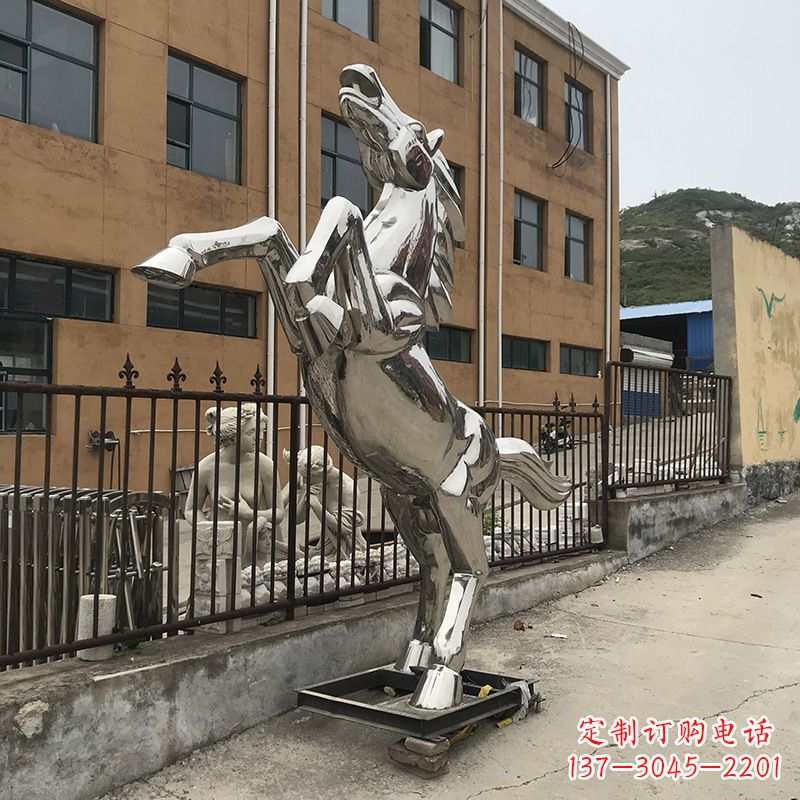 淄博不锈钢马雕塑精美绝伦