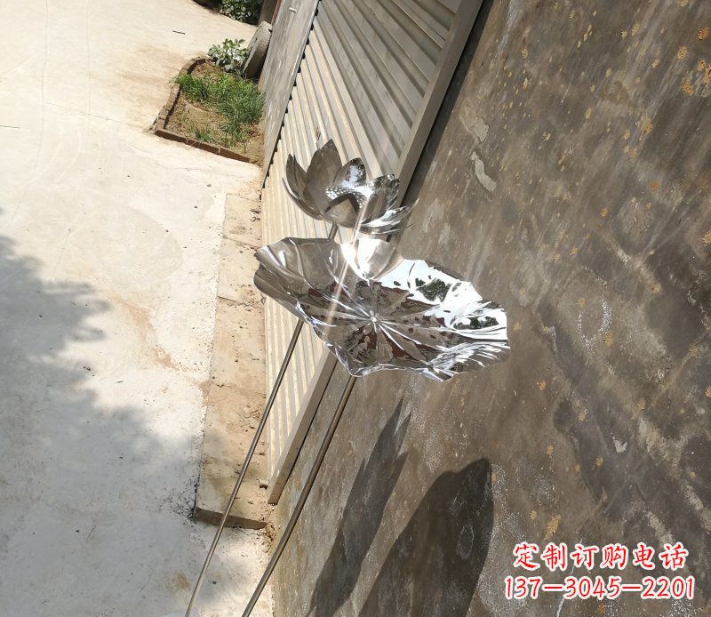 淄博不锈钢荷叶雕塑精美的艺术瑰宝