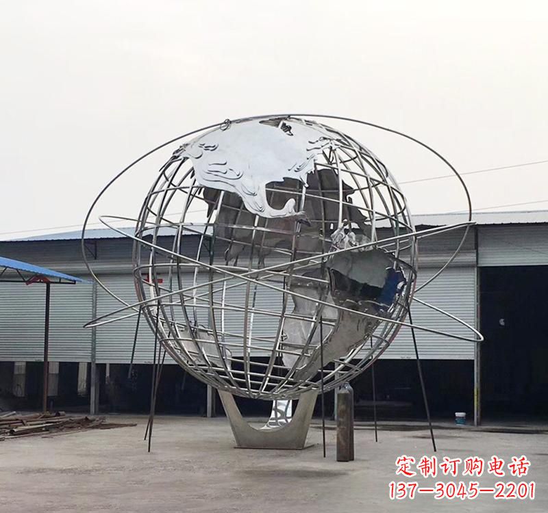 淄博不锈钢制作的镂空地球雕塑