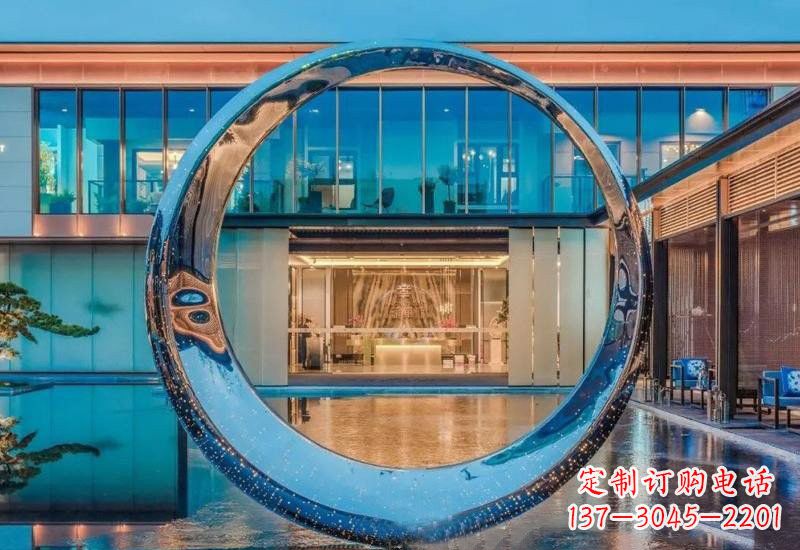淄博不锈钢镂空灯光圆环雕塑