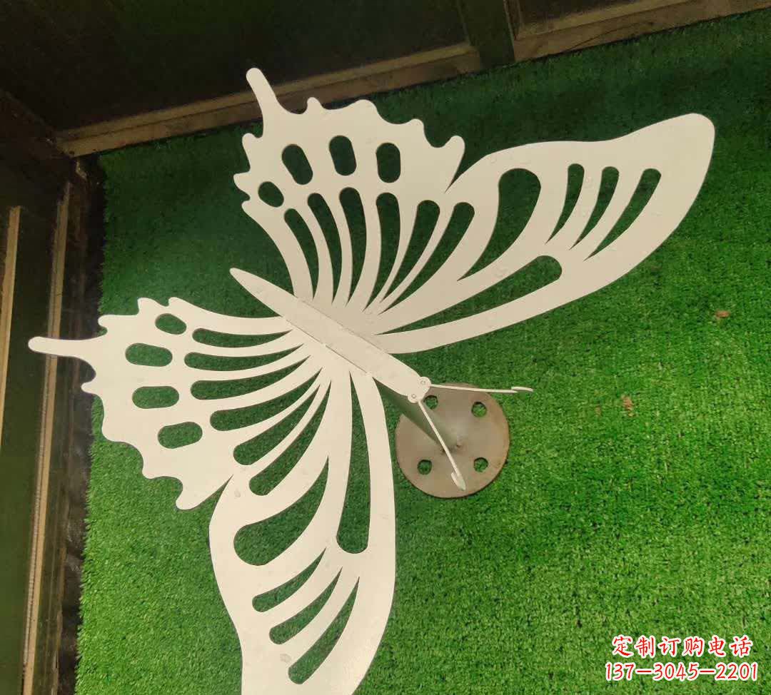 淄博不锈钢镂空蝴蝶雕塑灵动翩跹