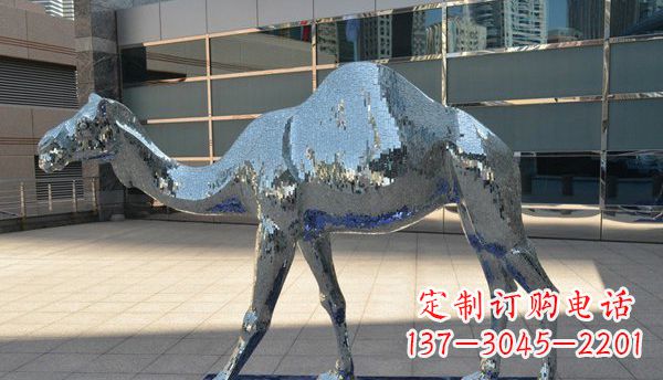 淄博不锈钢骆驼雕塑一种充满浪漫情怀的艺术品