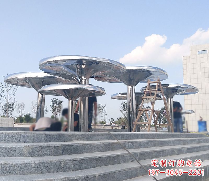淄博艺术精美的不锈钢蘑菇公园雕塑