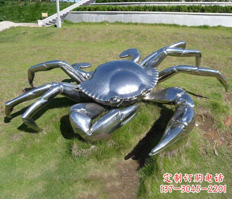 淄博不锈钢螃蟹雕塑——给景观增添灵动之美