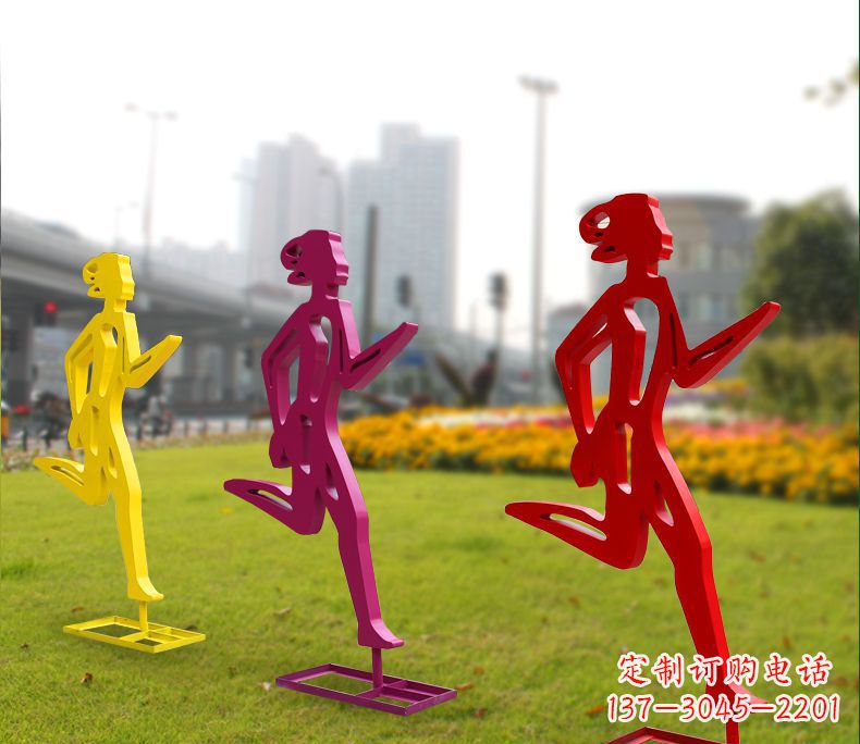 淄博勇敢奔跑的女性雕塑