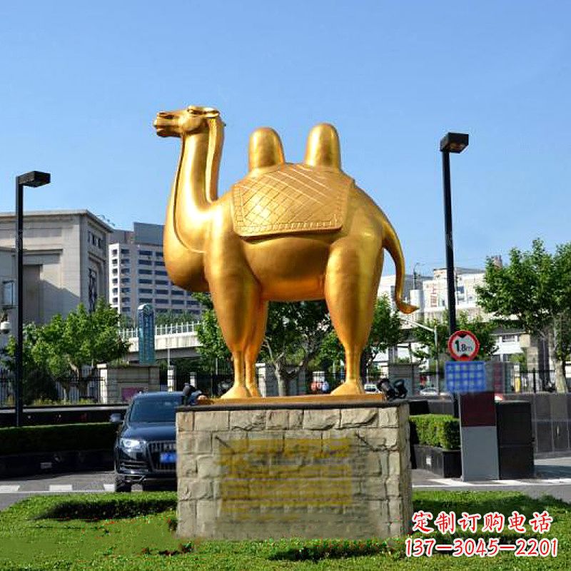 淄博不锈钢骆驼雕塑点缀城市绿化