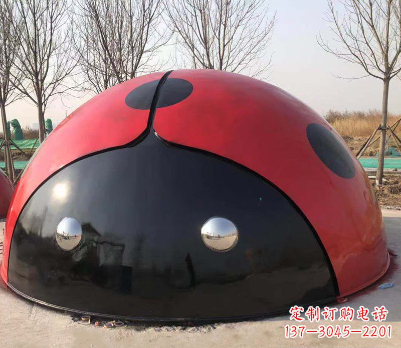 淄博不锈钢瓢虫雕塑精致的艺术之美