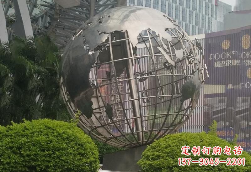 淄博不锈钢地球仪雕塑一个精美的艺术品
