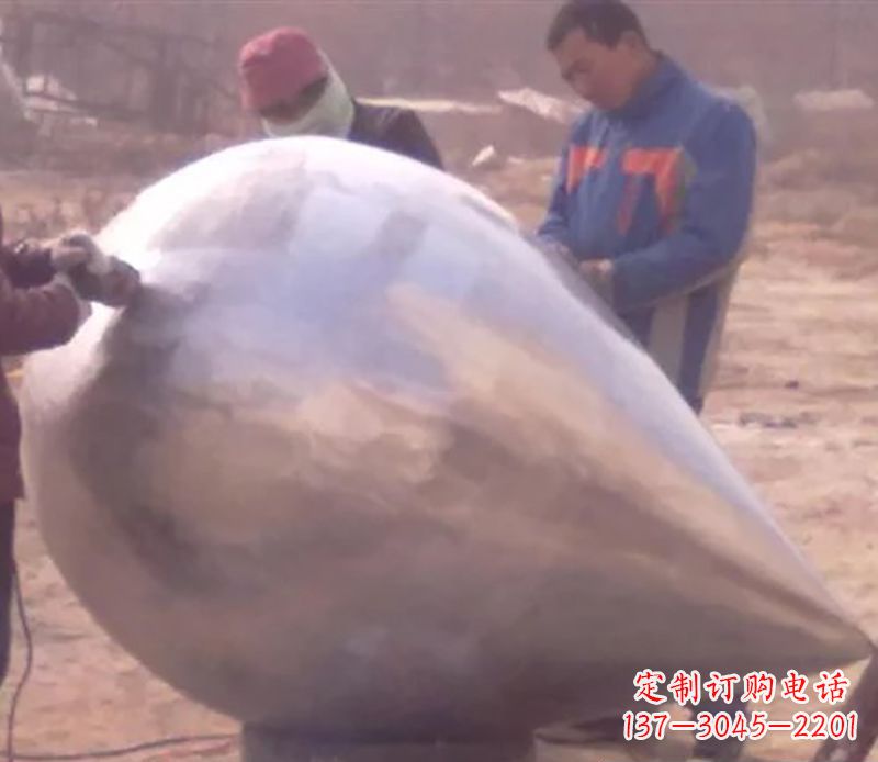 淄博不锈钢水滴雕塑精致美丽的艺术品