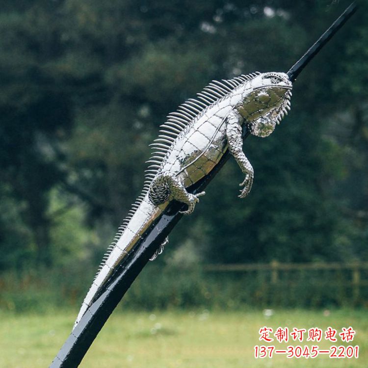 淄博不锈钢蜥蜴雕塑艺术的精美体现