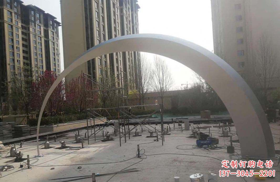 淄博不锈钢小区拱门雕塑美化环境